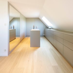 parquet riesling vernis brossé blanc