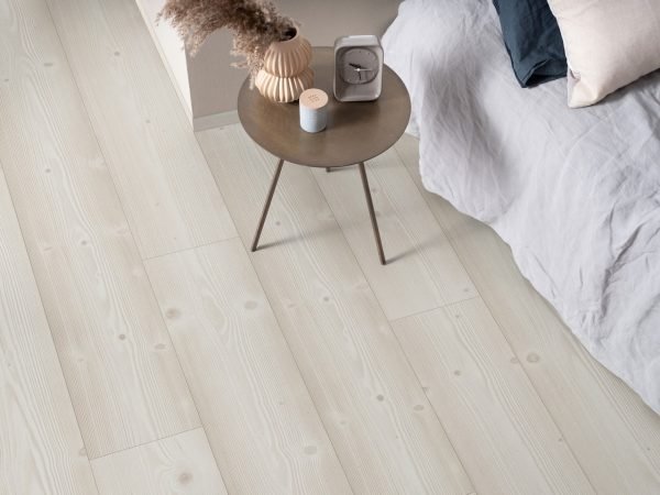 sensation planche moderne pin blanc brossé 03373 pergo