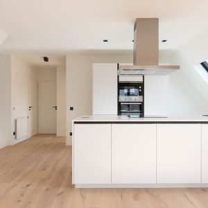 parquet cottage invisible